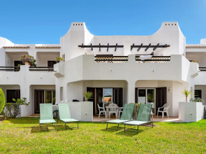 Charming Albufeira Apartment by Ideal Homes