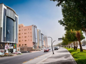 منتصف البيعة