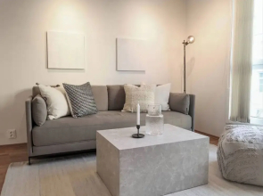Spacious Apartment Right in the City Centre