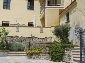 Villa Il Casale Onifai Intera