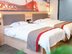 Thank Inn Hotel Shaanxi Yuncheng Ruicheng County Dongmao Plaza