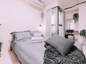 Minimalist Loft 303