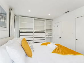 Charming Retreat With Hot Tub & Scenic Trails 2 Bedroom Home