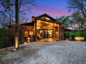 Secluded Creekside Cabin w/ Hot Tub & Fire Pit!