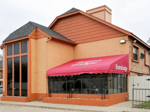 Econo Lodge Austin North near The Domain