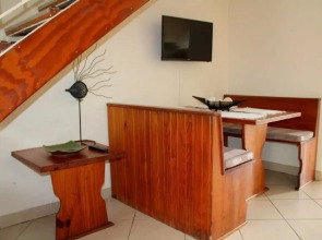 Flamingo Holiday Apartments