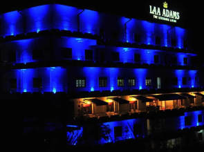 Laa Adams