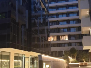 Golden Studio - private parking