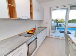 Villa Dalmatinka - Four-bedroom Villa With Pool and Patio ID Direct Booker 12319