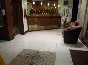 Amsterdam Hotel and A Bar