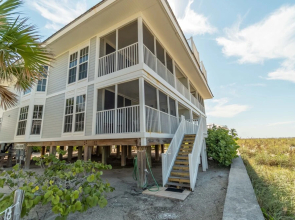 Beach Two Bedroom Villa by RedAwning