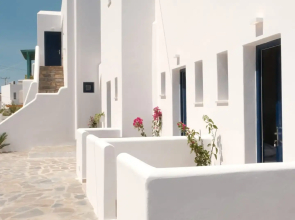 Cycladic Charm