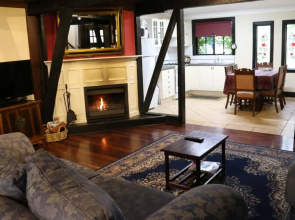Beedelup House Cottages