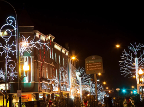 A Mountain View Theater Lodge Holiday home
