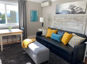 Panoramic view private 1 bedroom suite