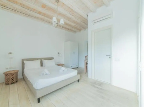 Mykonian Leisure Villas & Suites