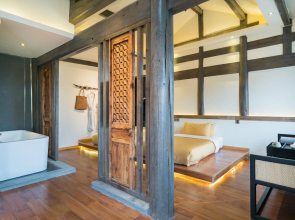 Lijiang Huifeng Hotel
