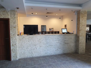 Delta Est Hotel