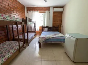 Pousada e Hostel Aguas Lindas de Junqueira