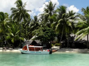 Vahine Island