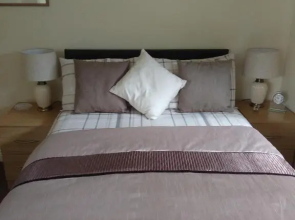 Oaktree Lodge