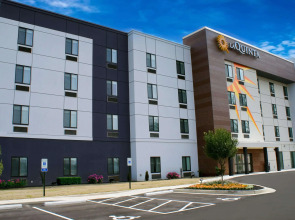 La Quinta Inn & Suites by Wyndham Memphis East