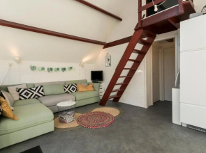 Bungalow Jonkerstee 81 - Ouddorp near the beach with big garden - not for companies