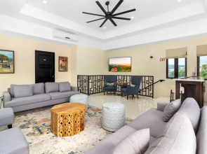 Panoramic Cliffside Luxe Villa