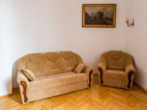 Three rooms on Hnatyuka 3