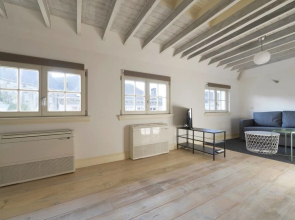 Saint Pauls Suite 17