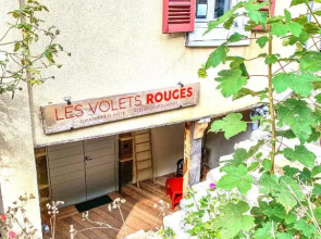 Les Volets Rouges