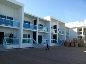 Las Salinas Plaza & Spa