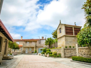 House with 4 bedrooms in Cuntis with wonderful mountain view private pool enclosed garden 18 km from the beach
