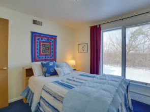 15 Mi to Downtown Minneapolis: Retreat on 5 Acres