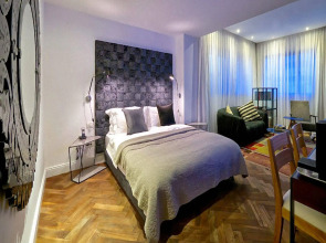 Villa Rothschild by Zvieli Hotels