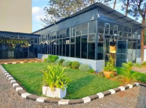 Lux Suites Tsavo Sunset Apartments