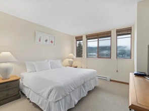 Nicklaus North by Whistler Premier