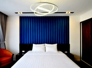 Royal Dragon Boutique Hotel