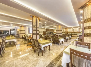 Kleopatra Royal Palm Hotel