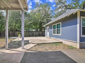 Renovated Family Cottage 1 Mi to Main St Shops!