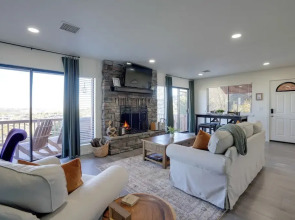 Hot Tub, Mountain Views: Scenic Prescott Home