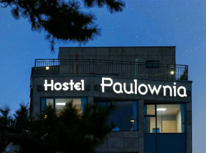 Paulownia Hostel & Guest House