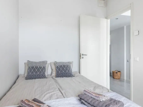 Modern 1BR Home with Sauna & Balcony