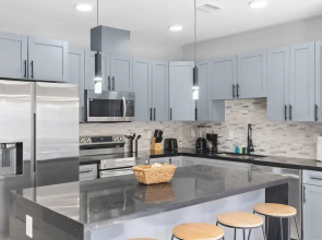 Spacious 4-BR House for Your Comfort