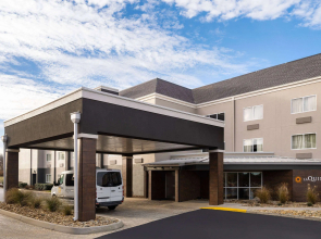 La Quinta Inn & Suites by Wyndham Knoxville Airport