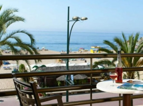 Almirall Apartaments