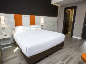 Отель The Guardian