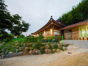 Suncheon Bay Minsok Hanok Pension