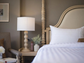 Casa Vimaya Riverside