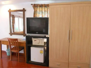 Nakara Long Beach Resort